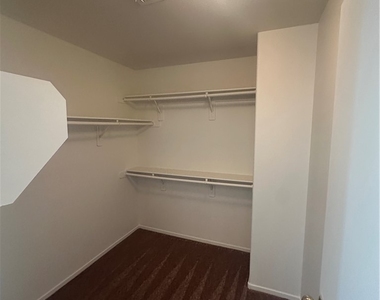 478 Painted Sage Court - Photo Thumbnail 17