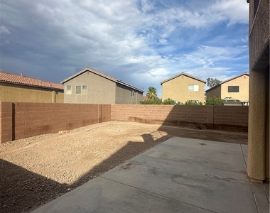 478 Painted Sage Court - Photo Thumbnail 25