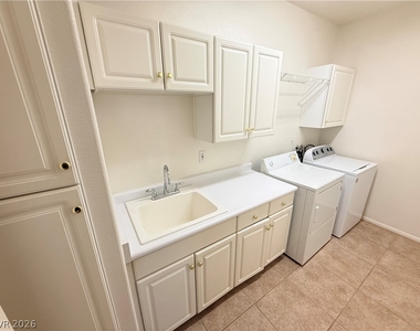 2050 W Warm Springs Road - Photo Thumbnail 18
