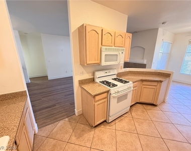 2050 W Warm Springs Road - Photo Thumbnail 9
