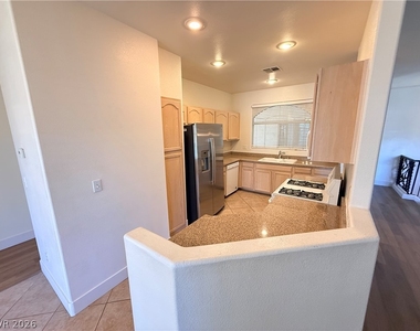 2050 W Warm Springs Road - Photo Thumbnail 7
