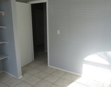 3640 Walnut Wood Street - Photo Thumbnail 11
