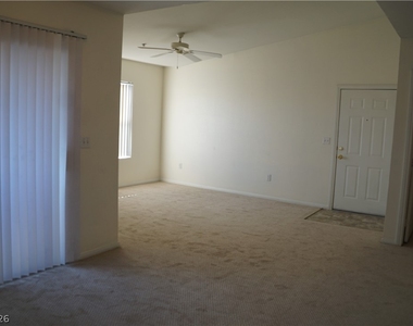 6955 N Durango Drive - Photo Thumbnail 13