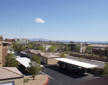 6955 N Durango Drive - Photo Thumbnail 17