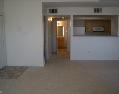 6955 N Durango Drive - Photo Thumbnail 7