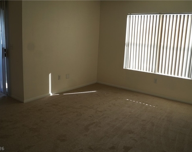 6955 N Durango Drive - Photo Thumbnail 4