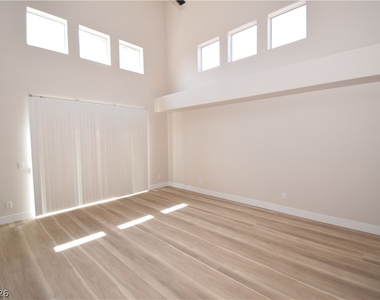 3059 Evening Wind Street - Photo Thumbnail 19