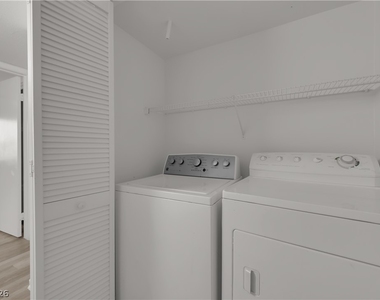 3425 E Russell Road - Photo Thumbnail 29