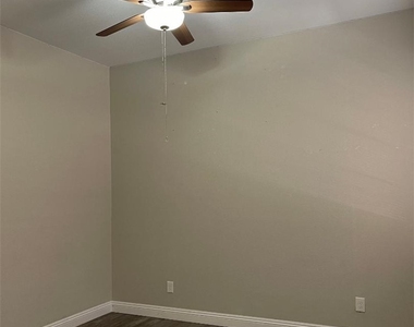 2761 Dunstan Way - Photo Thumbnail 10