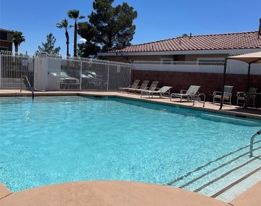 2761 Dunstan Way - Photo Thumbnail 22