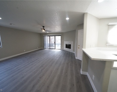 5022 S Rainbow Boulevard - Photo Thumbnail 6
