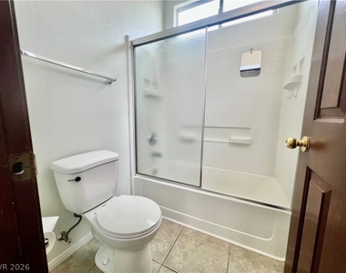 1324 Sun Village Avenue - Photo Thumbnail 20