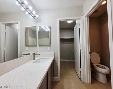 5929 Forest Creek Road - Photo Thumbnail 12