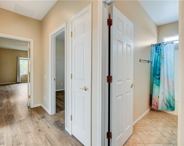 10474 Howling Coyote Avenue - Photo Thumbnail 33