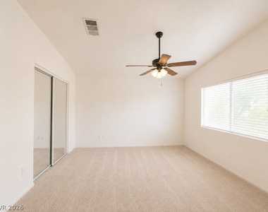 8101 Kempston Court - Photo Thumbnail 9