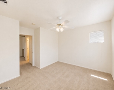 8101 Kempston Court - Photo Thumbnail 11