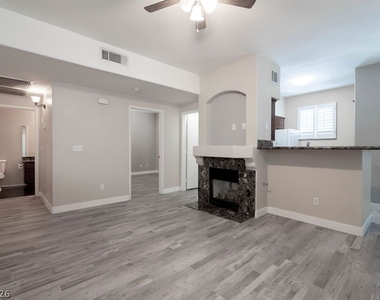 9050 W Warm Springs Road - Photo Thumbnail 11