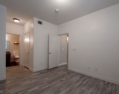 9050 W Warm Springs Road - Photo Thumbnail 3