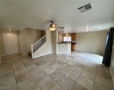 840 Percy Arms Street - Photo Thumbnail 2