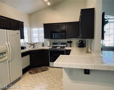 1830 Buffalo Drive - Photo Thumbnail 4