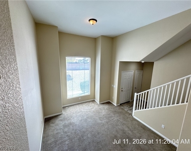 316 Fountain Crossing Lane - Photo Thumbnail 5