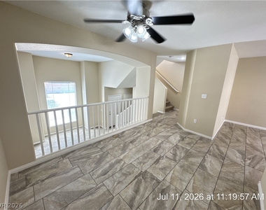 316 Fountain Crossing Lane - Photo Thumbnail 4