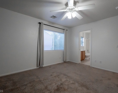 10380 Commanche Moon Avenue - Photo Thumbnail 24