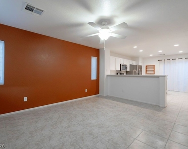 10380 Commanche Moon Avenue - Photo Thumbnail 1