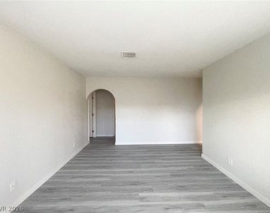 1834 N Decatur Boulevard - Photo Thumbnail 9