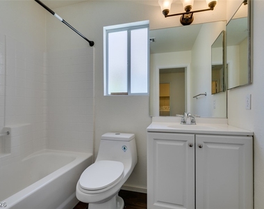 8216 Ogee Drive - Photo Thumbnail 21