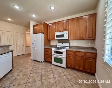 5193 Pensier Street - Photo Thumbnail 15