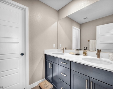 2394 Bellinzona Place - Photo Thumbnail 38