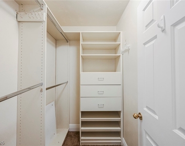 2343 Brockton Way - Photo Thumbnail 47