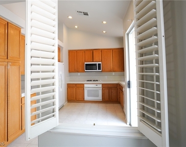 2236 Le Conte Avenue - Photo Thumbnail 13