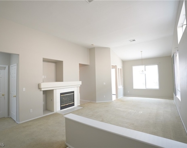 2236 Le Conte Avenue - Photo Thumbnail 2