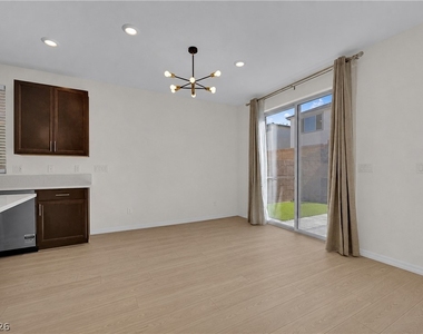 10265 Restless River Street - Photo Thumbnail 5