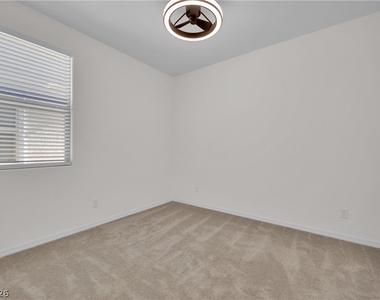 10265 Restless River Street - Photo Thumbnail 12
