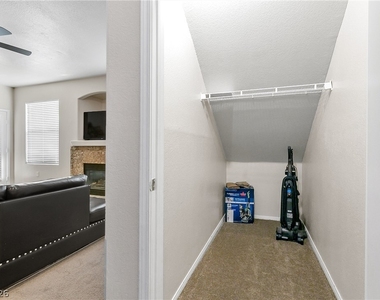 10001 Peace Way - Photo Thumbnail 20