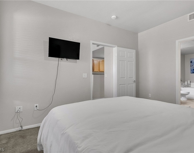 10001 Peace Way - Photo Thumbnail 19