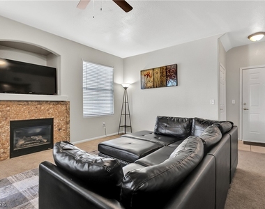 10001 Peace Way - Photo Thumbnail 4