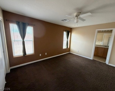 9940 Brazos Bend Street - Photo Thumbnail 10