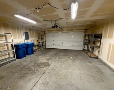 9940 Brazos Bend Street - Photo Thumbnail 17