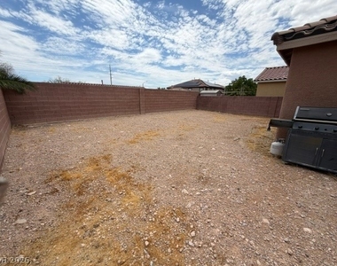 9940 Brazos Bend Street - Photo Thumbnail 7