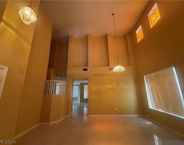 302 Turtle Peak Avenue - Photo Thumbnail 1