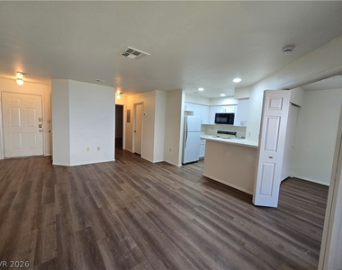 2180 Pinetop Lane - Photo Thumbnail 6