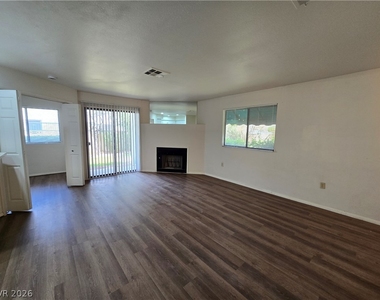 2180 Pinetop Lane - Photo Thumbnail 5