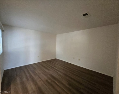 2180 Pinetop Lane - Photo Thumbnail 15