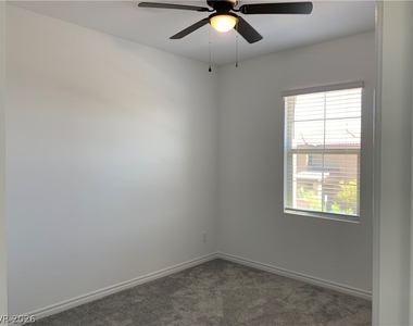 8179 Skye Plum Street - Photo Thumbnail 18