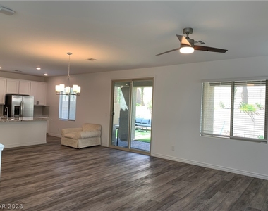 8179 Skye Plum Street - Photo Thumbnail 2