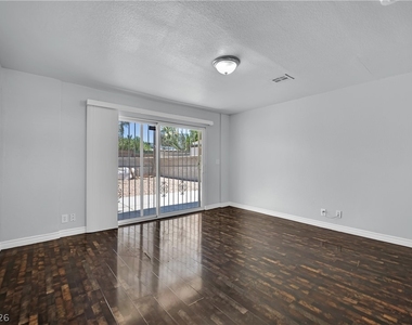2221 Santa Clara Drive - Photo Thumbnail 5